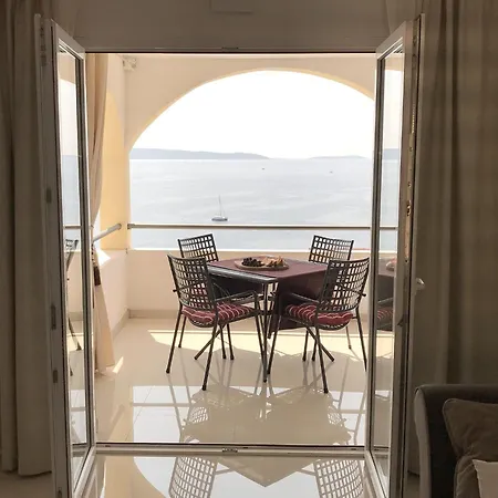 شقة Heated Swimming Pool, Stunning Sea View Terrace A9 *