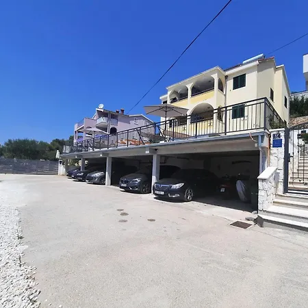 Heated Swimming Pool, Stunning Sea View Terrace A9 דירה