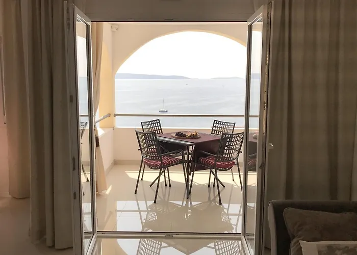 Appartement Heated Swimming Pool, Stunning Sea View Terrace A9 *